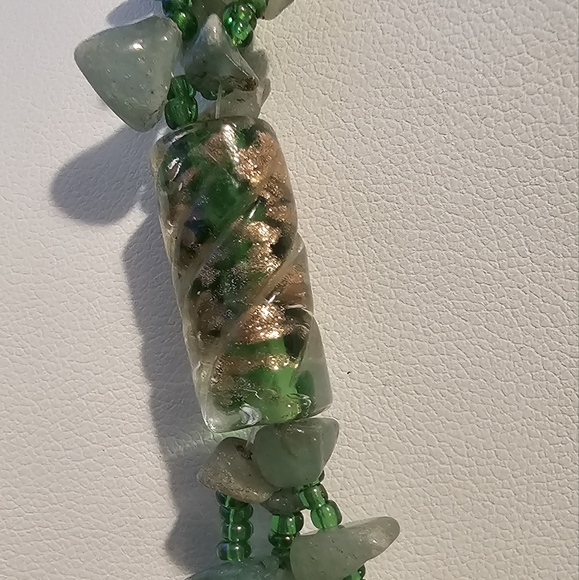Chinese Natural Triple Strand Jadine/Aventurine Necklace&Andara Crystal Pendant. - Picture 7 of 9
